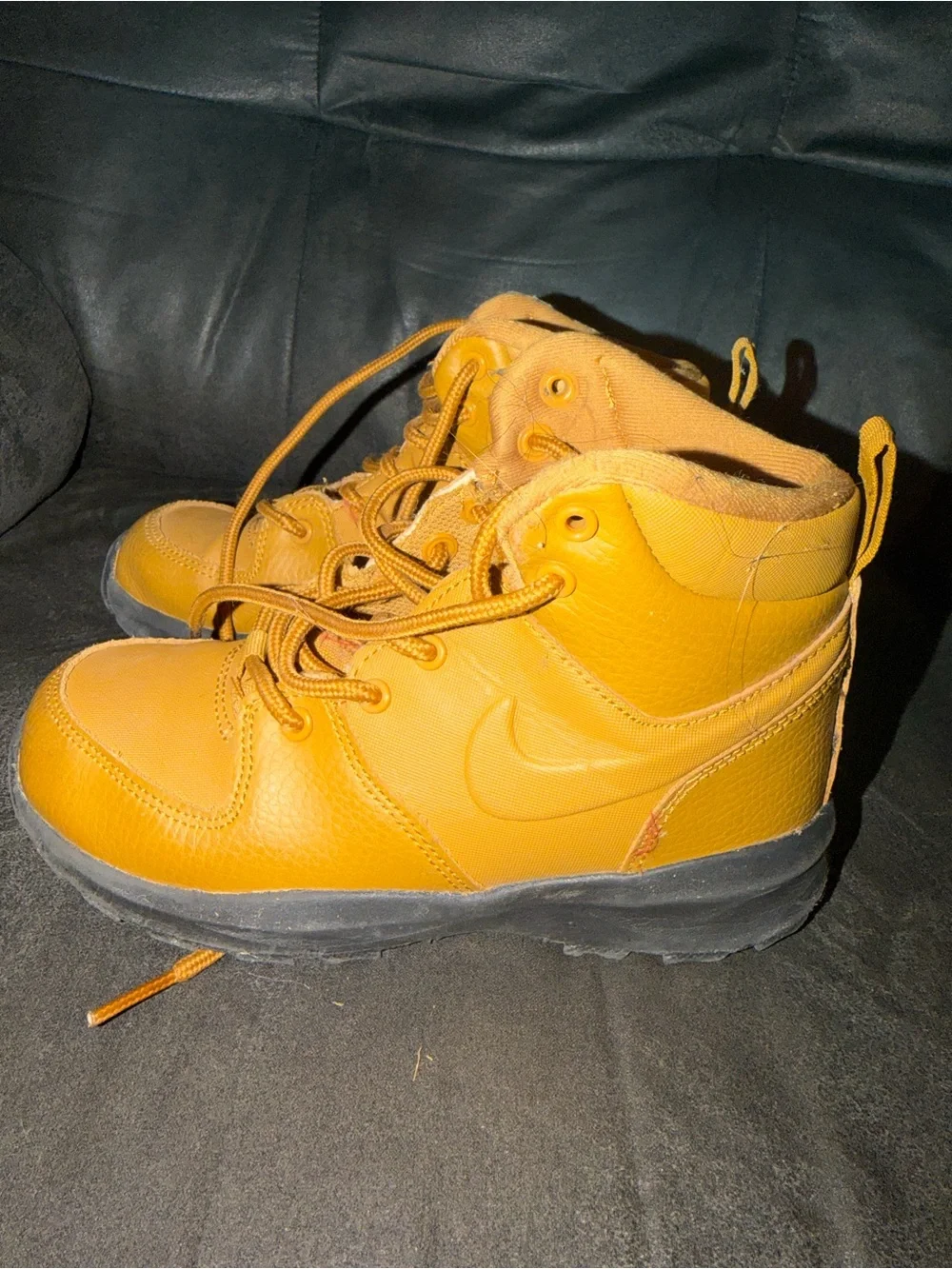 Nike Kids Hiking Boots - Size 13